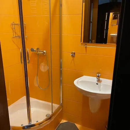 Heep Bed & Breakfast Białogóra