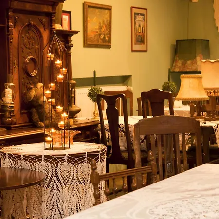 Heep Bed & Breakfast Białogóra